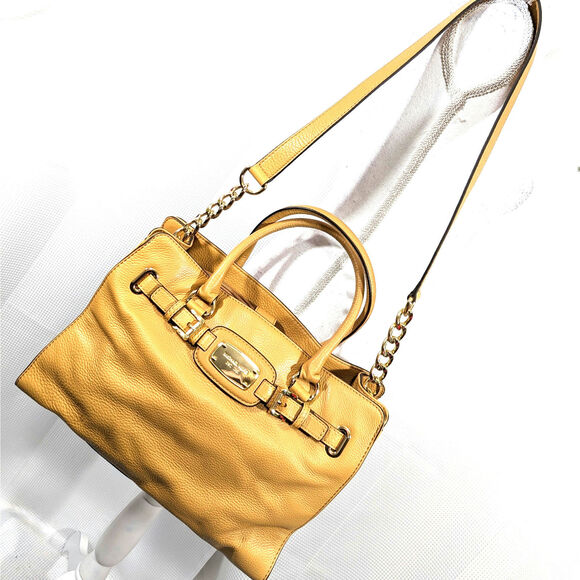 NWOT! MICHAEL KORS! ALMOND TAN/BROWN GENUINE LEATHER LARGE SHOULDER BAG, PURSE! - Picture 12 of 12